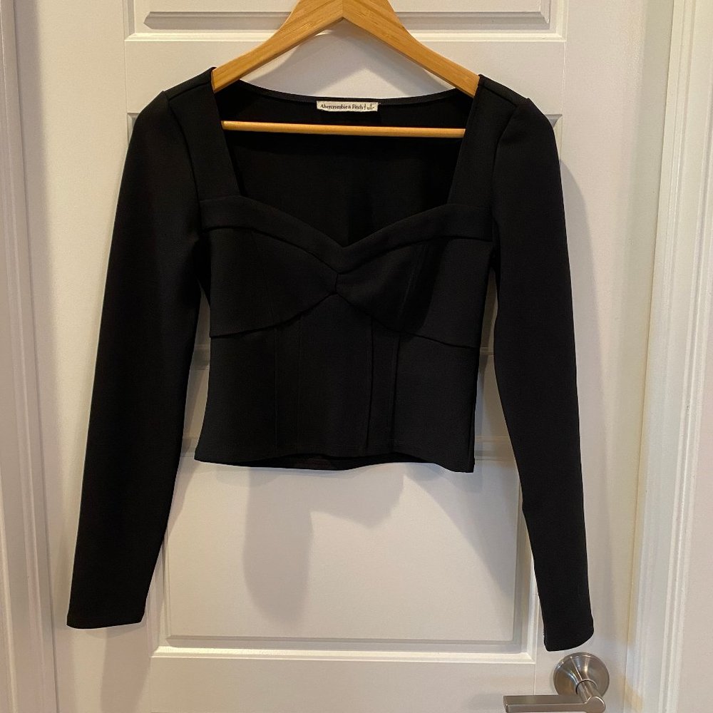 Abercrombie & Fitch long-sleeved black corset top in size S